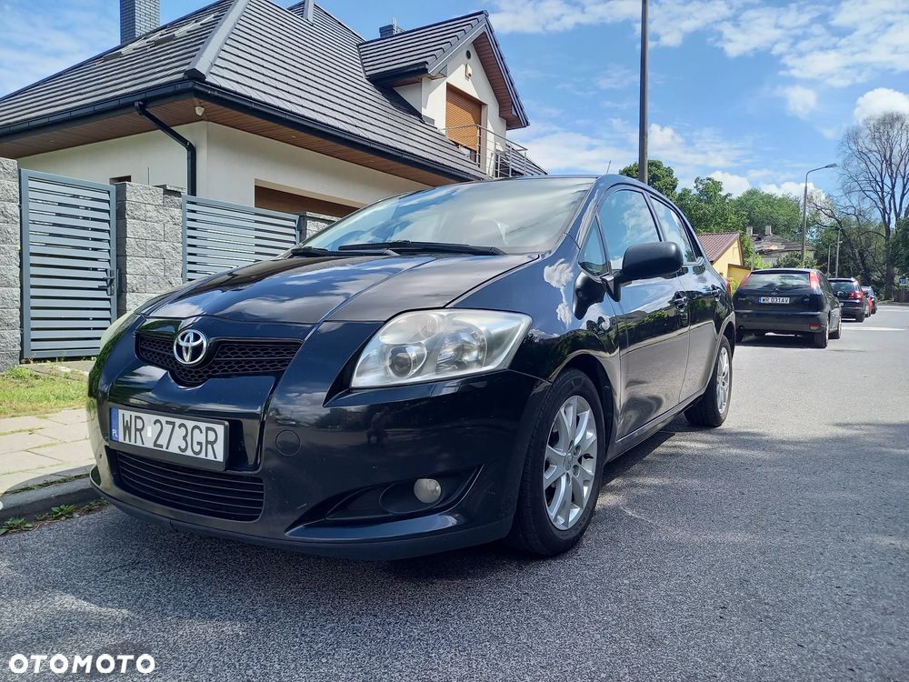 Toyota Auris 1.4 D-4D Luna - 1