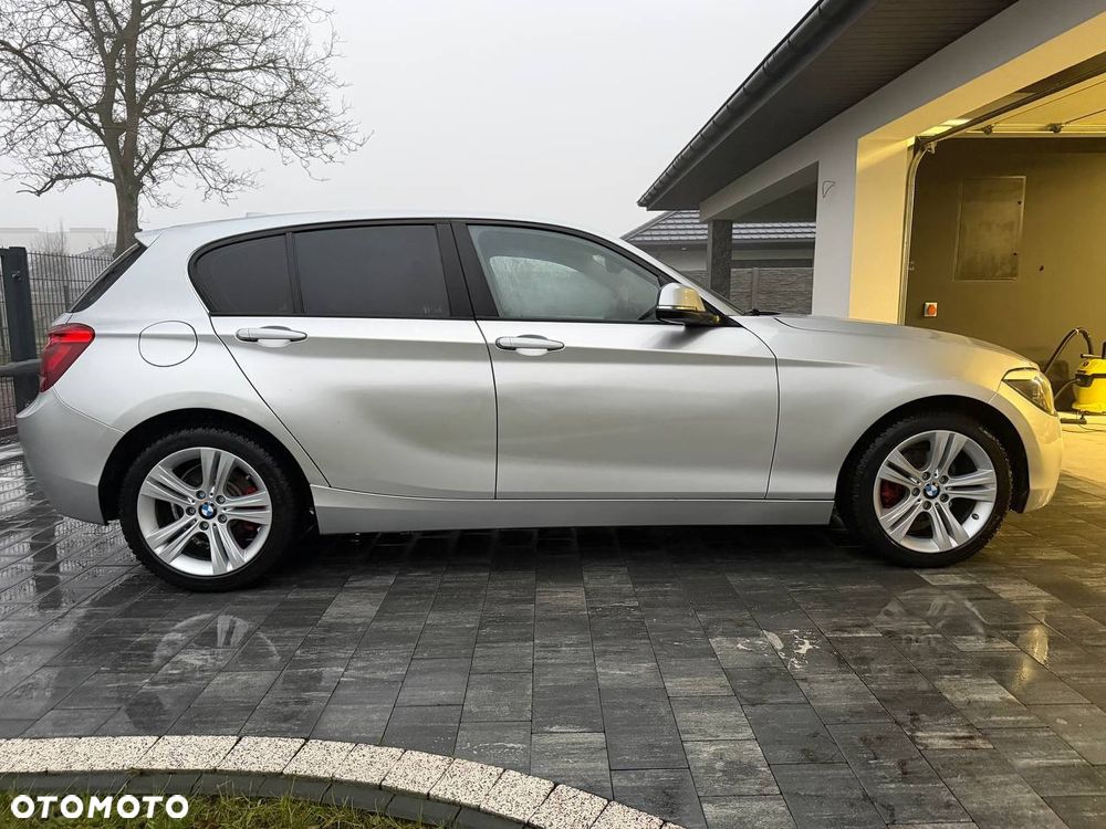 BMW Seria 1 116d Sport Line - 4