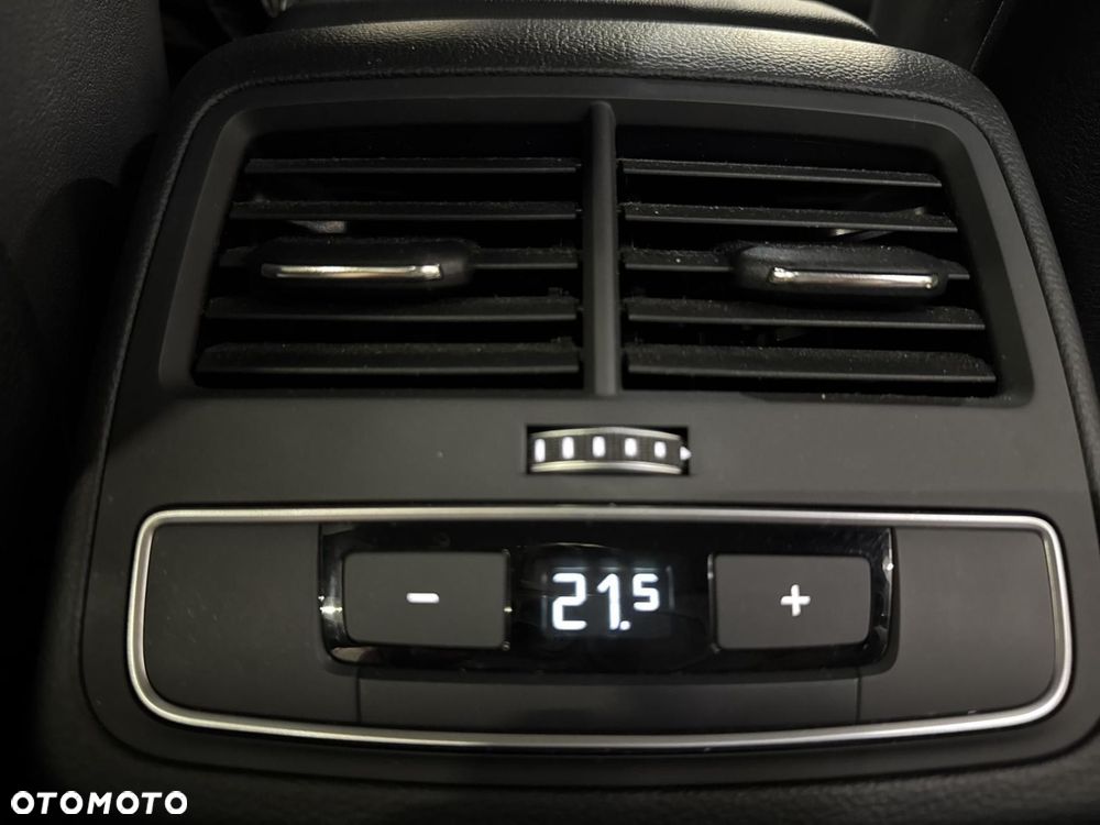 Audi A4 Limousine - 38