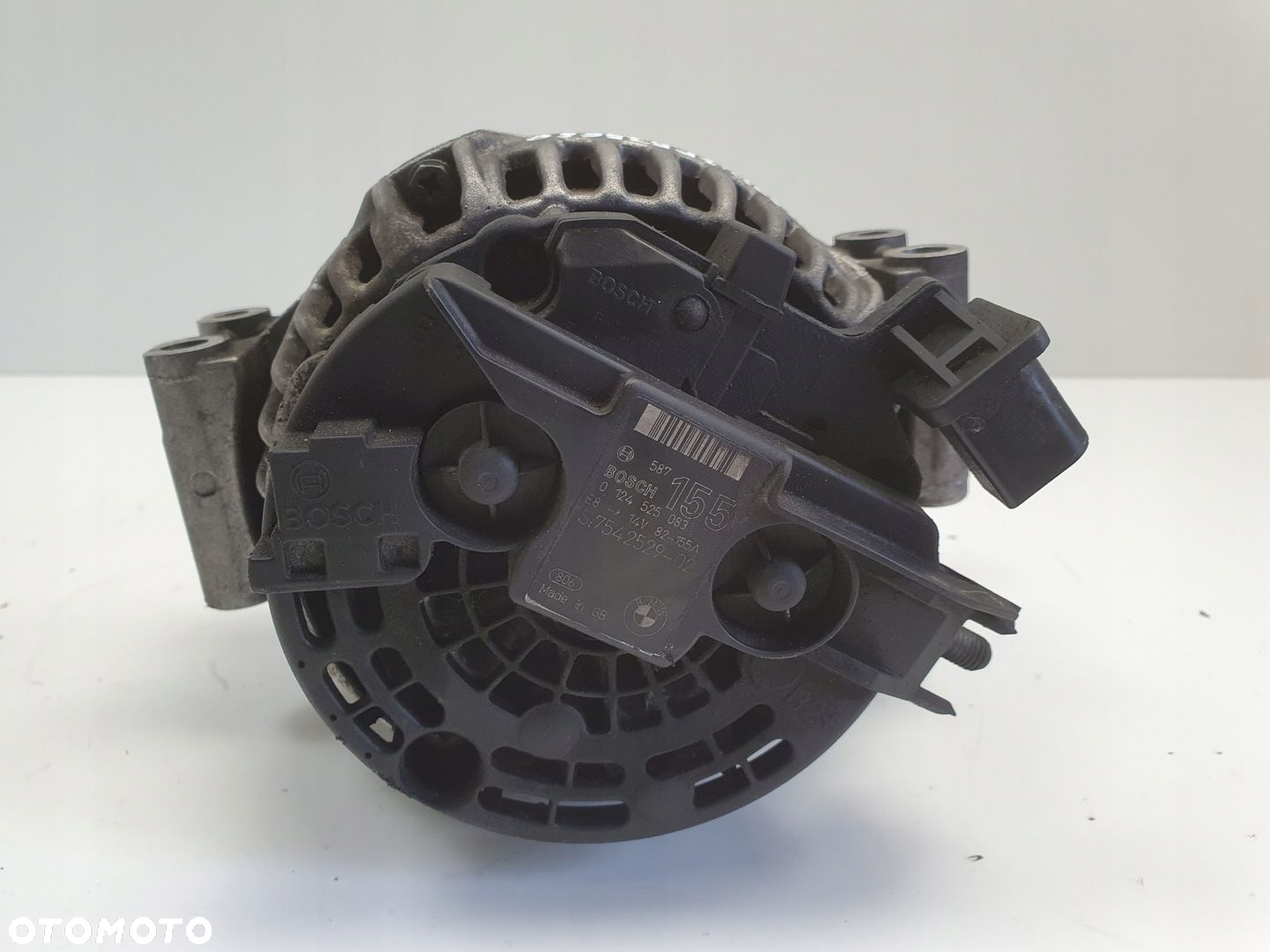 BMW E90 2.5 i ALTERNATOR 0124525083 155A bosch - 4