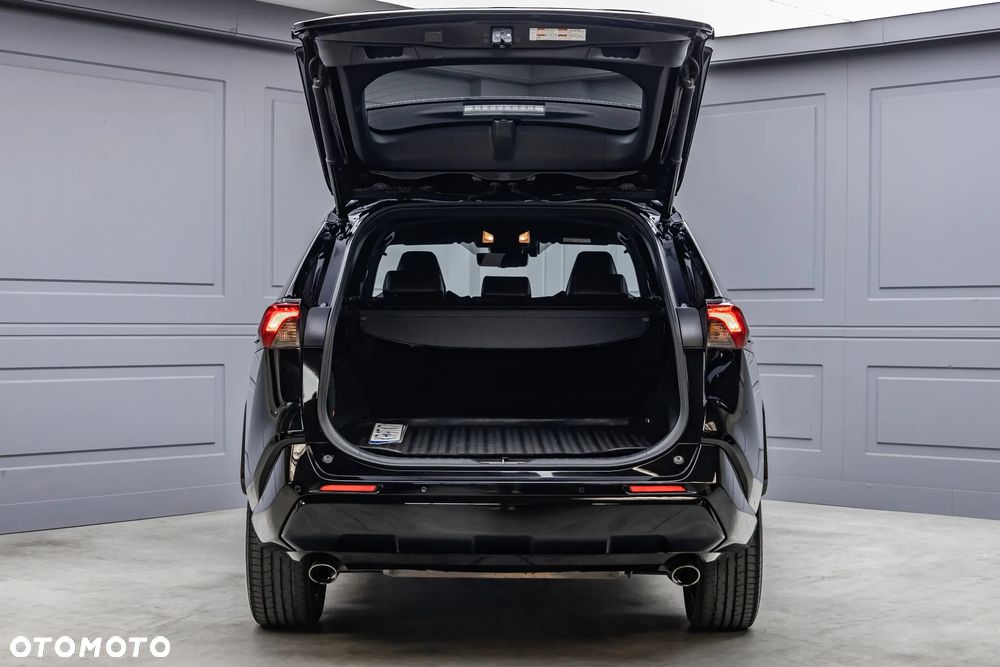 Toyota RAV4 2.5 Hybrid Black Edition by JBL 4x4 - 37
