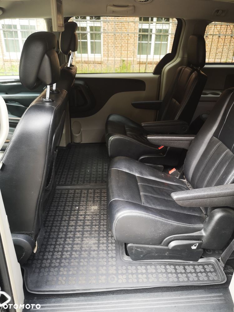 Chrysler Town & Country 3.6 Touring - 20