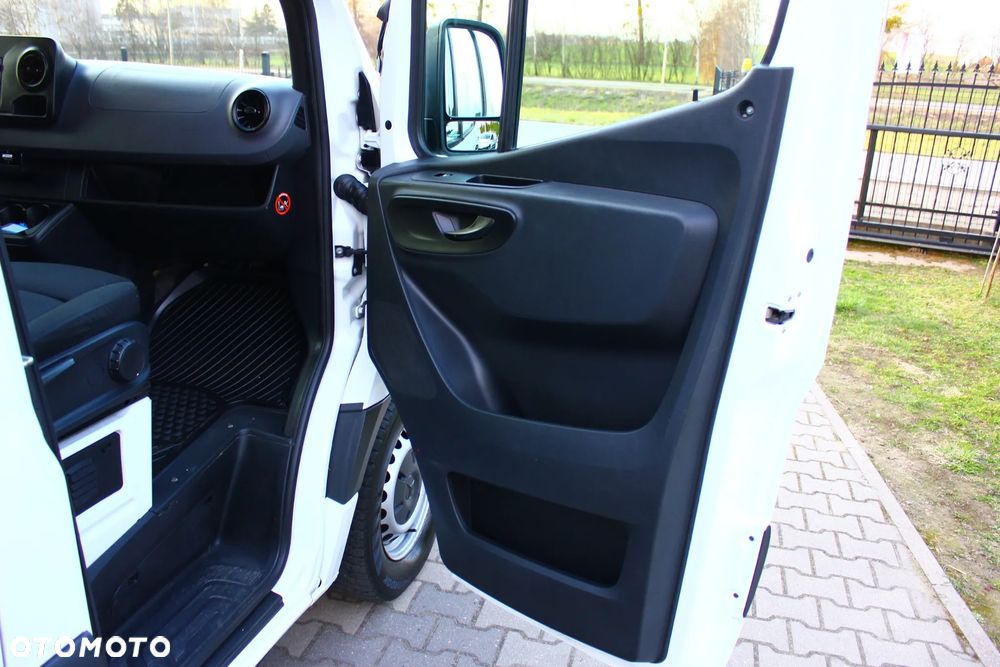 Mercedes-Benz SPRINTER 3.0 CDI V6 190KM BRYGADÓWKA ZABUDOWA WARSZTATOWA WEBASTO KAMERA - 25