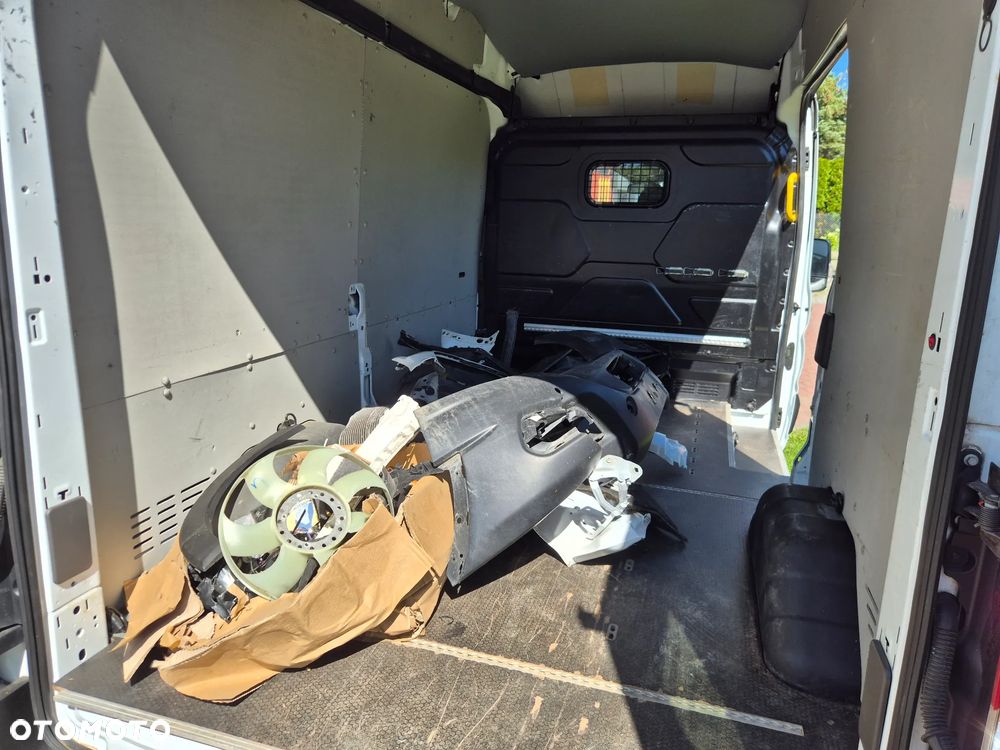 Ford Transit - 17