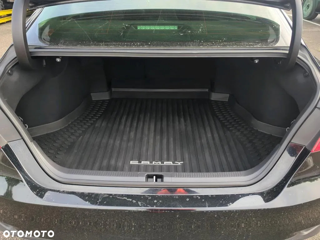 Toyota Camry 2.5 Hybrid Comfort CVT - 15