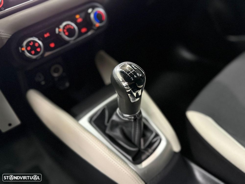 Nissan Micra 1.0 IG-T N-Design Black - 20