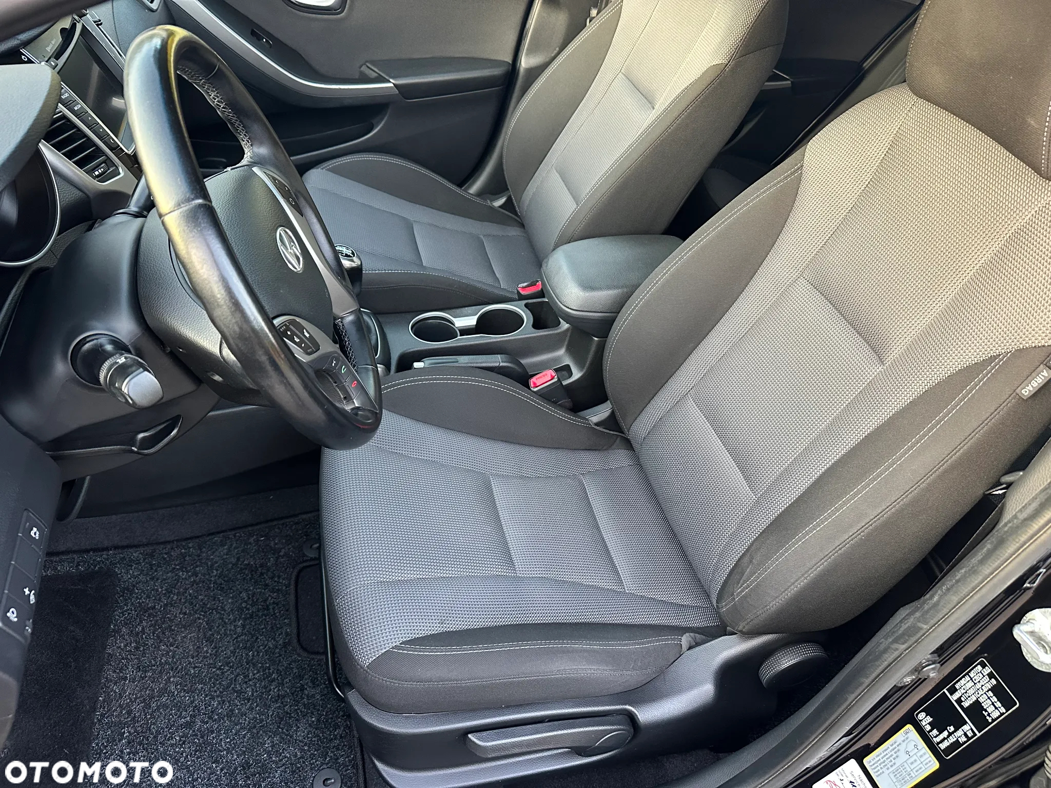 Hyundai i30 i30cw 1.6 Fifa World Cup Edition - 26