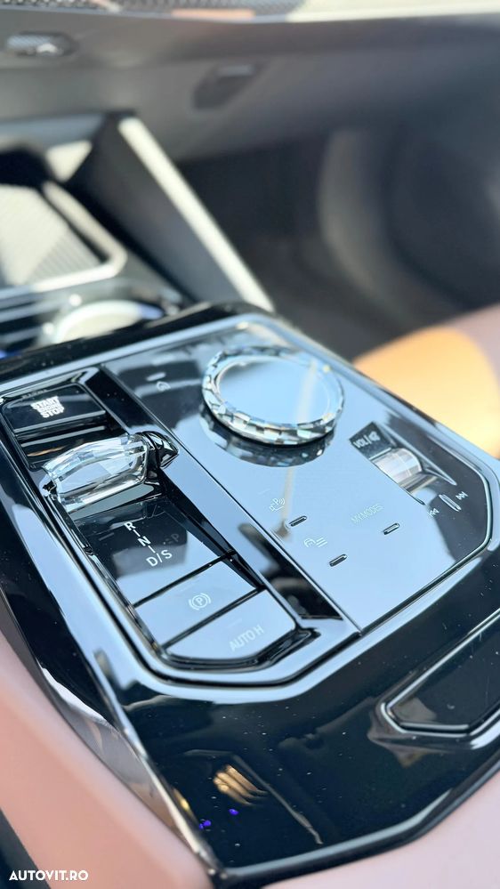BMW Seria 5 550e xDrive AT PHEV - 18