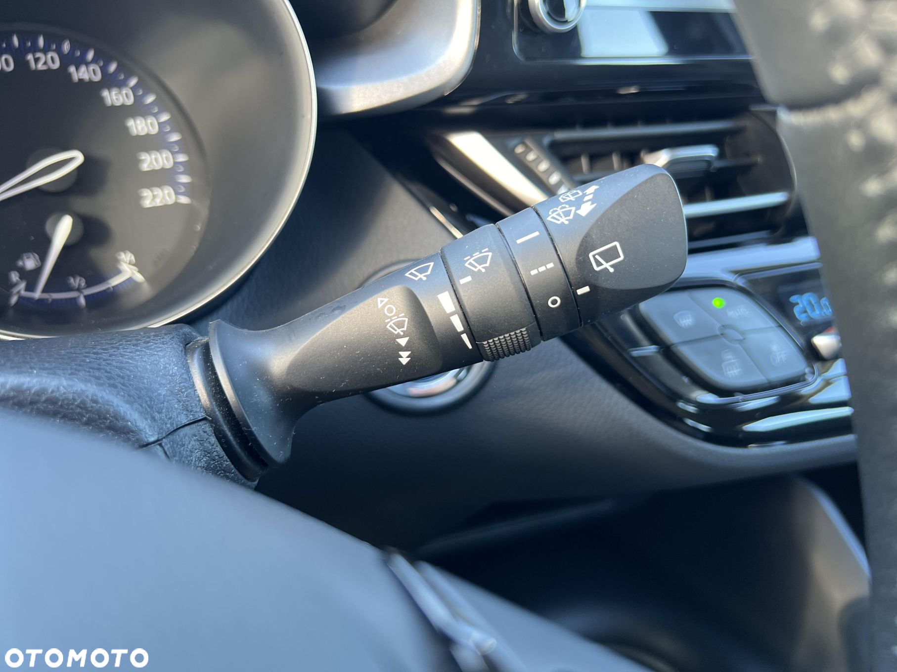 Toyota C-HR - 30