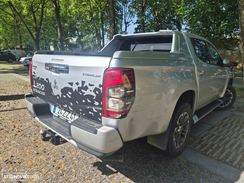 Mitsubishi L200 2.3 DI-D Strakar Club Connect Edition 4WD - 5