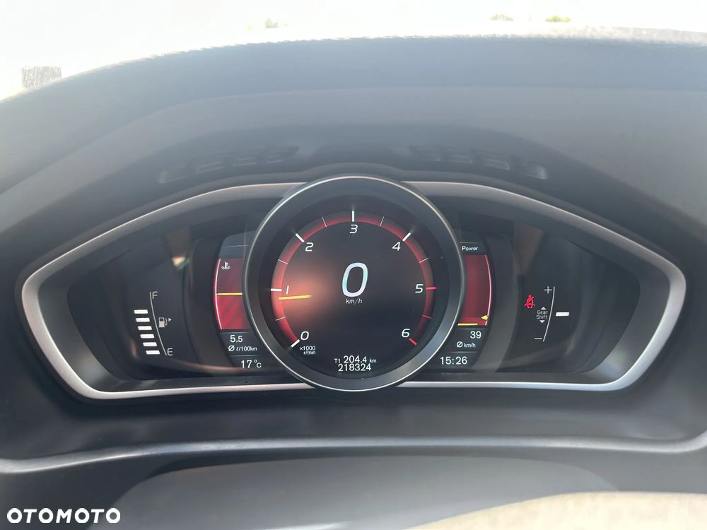 Volvo V40 D2 - 14