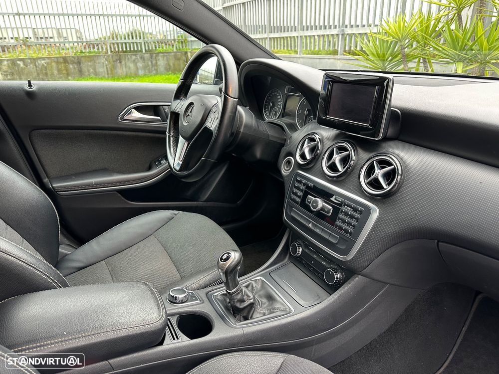 Mercedes-Benz A 180 CDI (BlueEFFICIENCY) Urban - 13