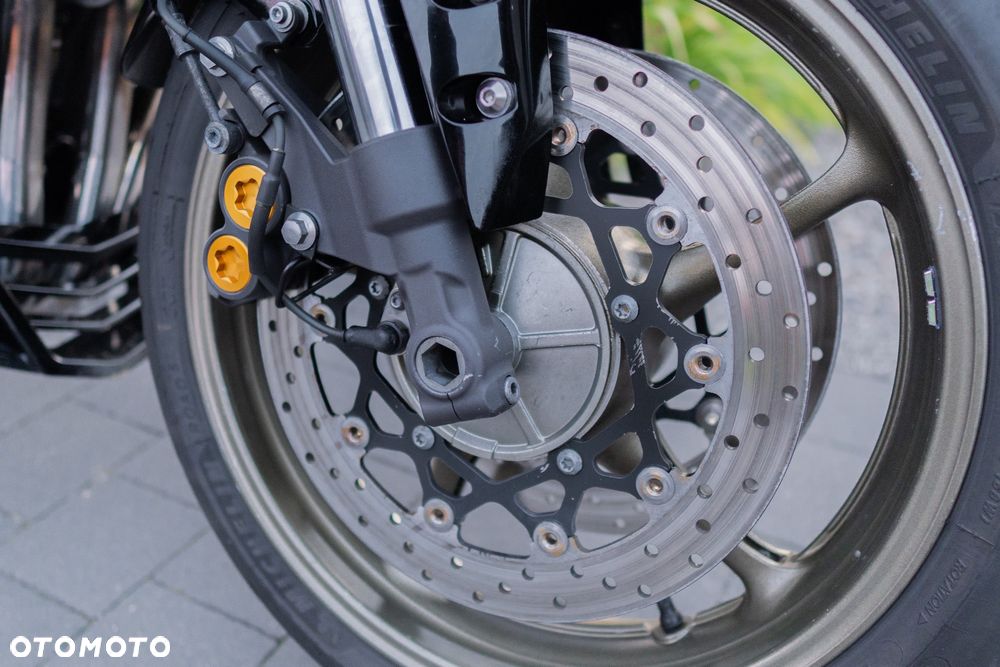 Yamaha FZ - 10