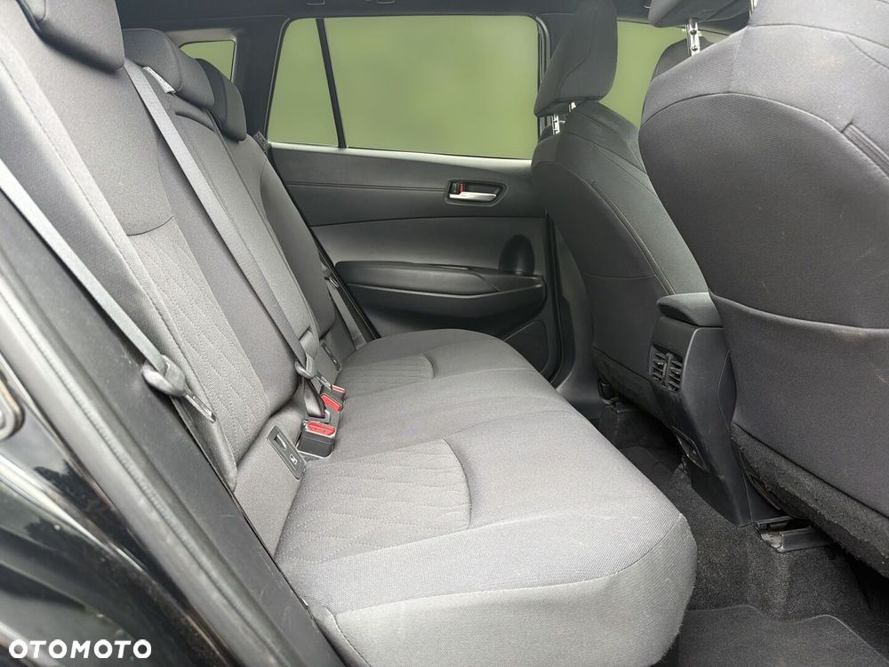 Toyota Corolla Cross - 11