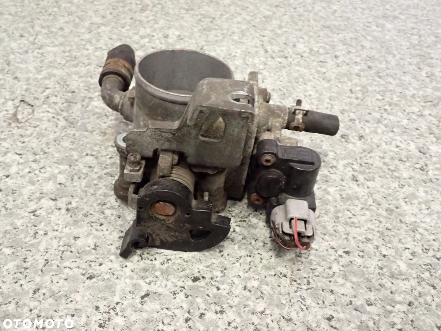 SUZUKI SWIFT 05-07 PRZEPUSTNICA POWIETRZA - 1