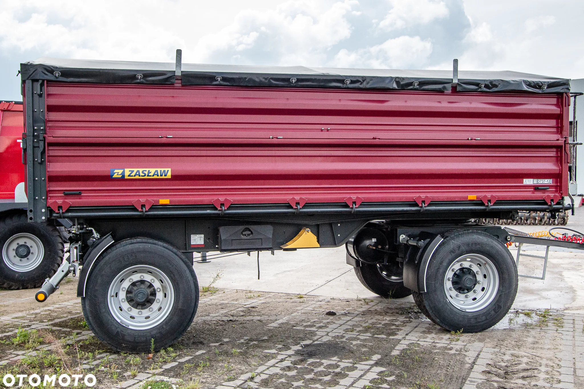 Zaslaw D 737-12 - 2