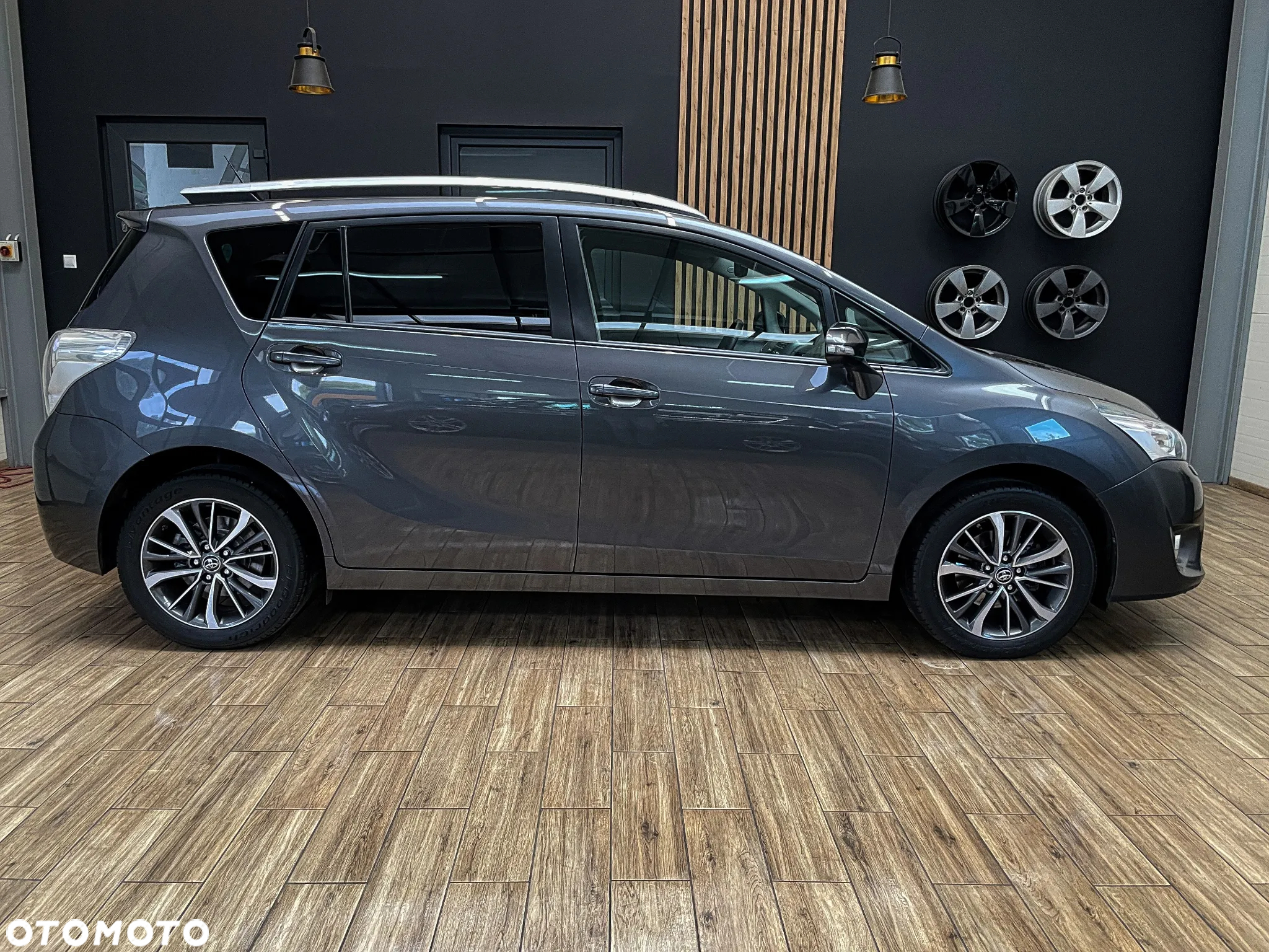 Toyota Verso 1.8 Premium 7os EU6 - 7