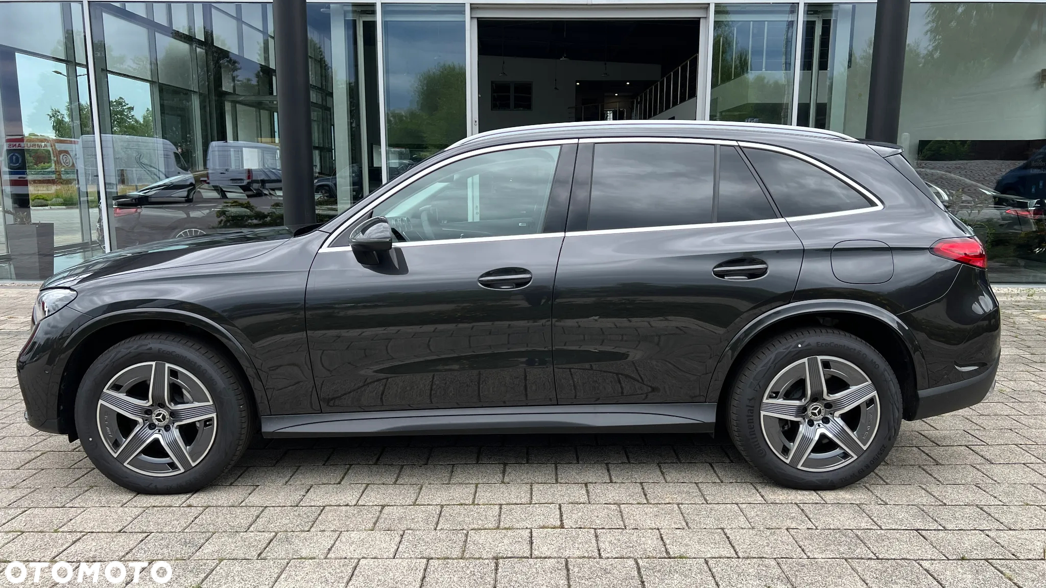 Mercedes-Benz GLC 300 e 4-Matic Avantgarde - 8