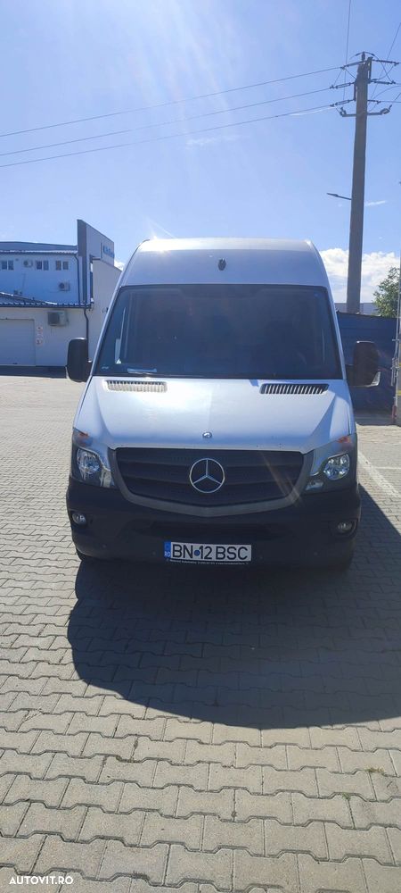 Mercedes-Benz Sprinter - 4