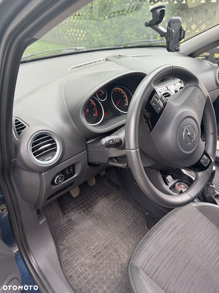 Opel Corsa 1.2 16V Enjoy - 11