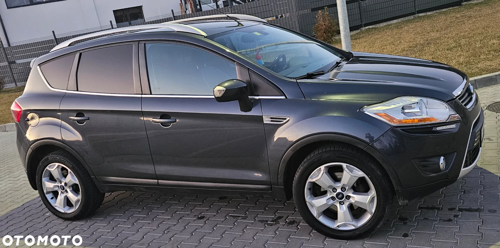 Ford Kuga 2.0 TDCi Titanium - 10
