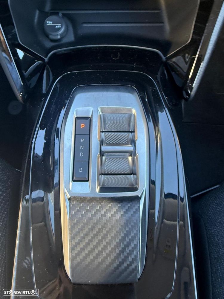Peugeot e-208 51 kWh Style - 8