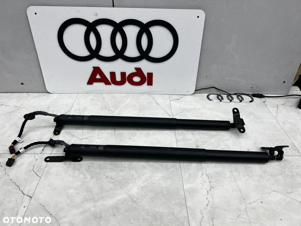 SIŁOWNIK ELEKTRYCZNY KLAPY BAGAŻNIKA AUDI Q4 E-TRON 89A827851B KOMPLET - 1