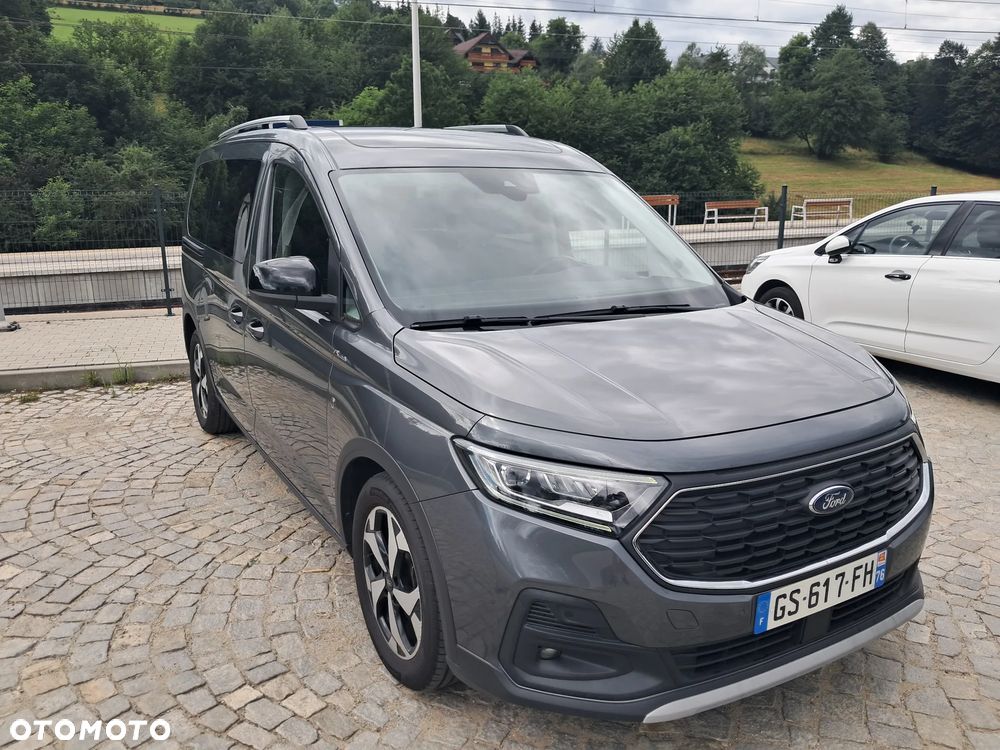 Ford Tourneo Connect Grand - 15