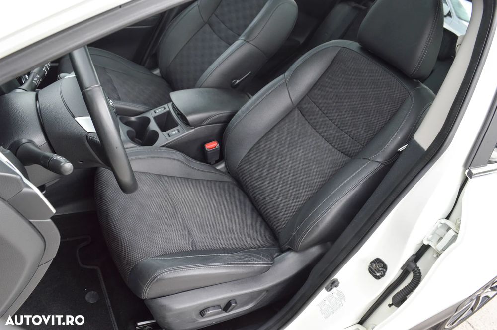 Nissan Qashqai 1.6 DCI Start/Stop X-TRONIC Tekna - 32
