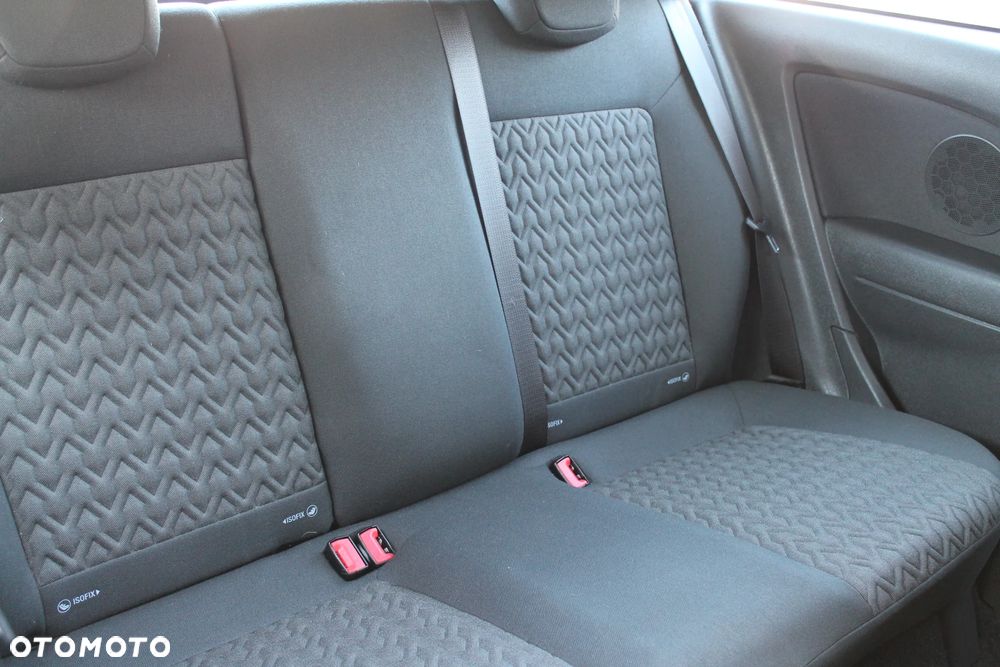 Opel Corsa 1.4 16V Active - 33