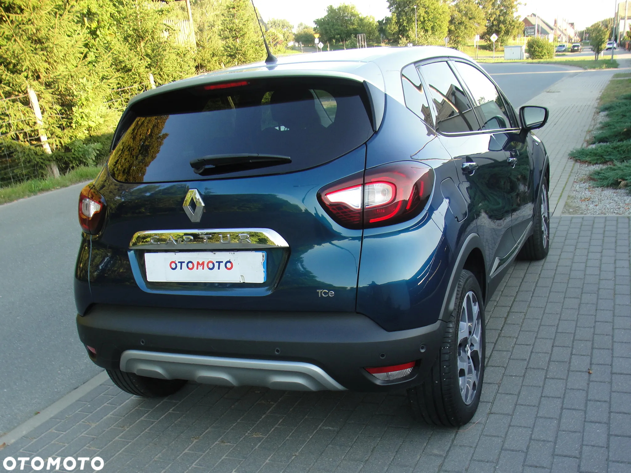 Renault Captur 1.2 Energy TCe Intens EDC EU6 - 3
