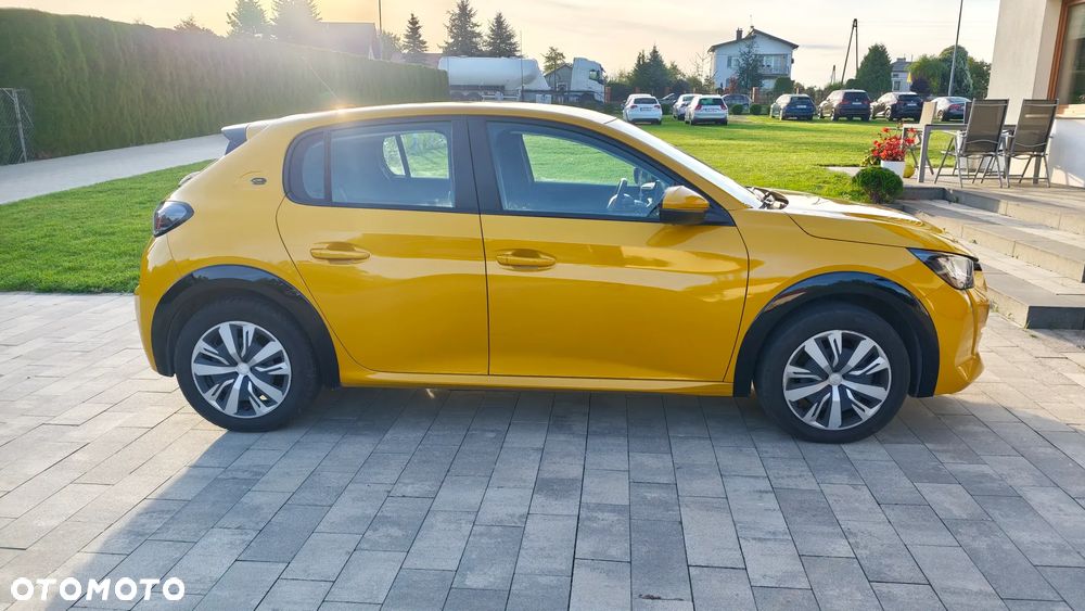 Peugeot 208 - 24