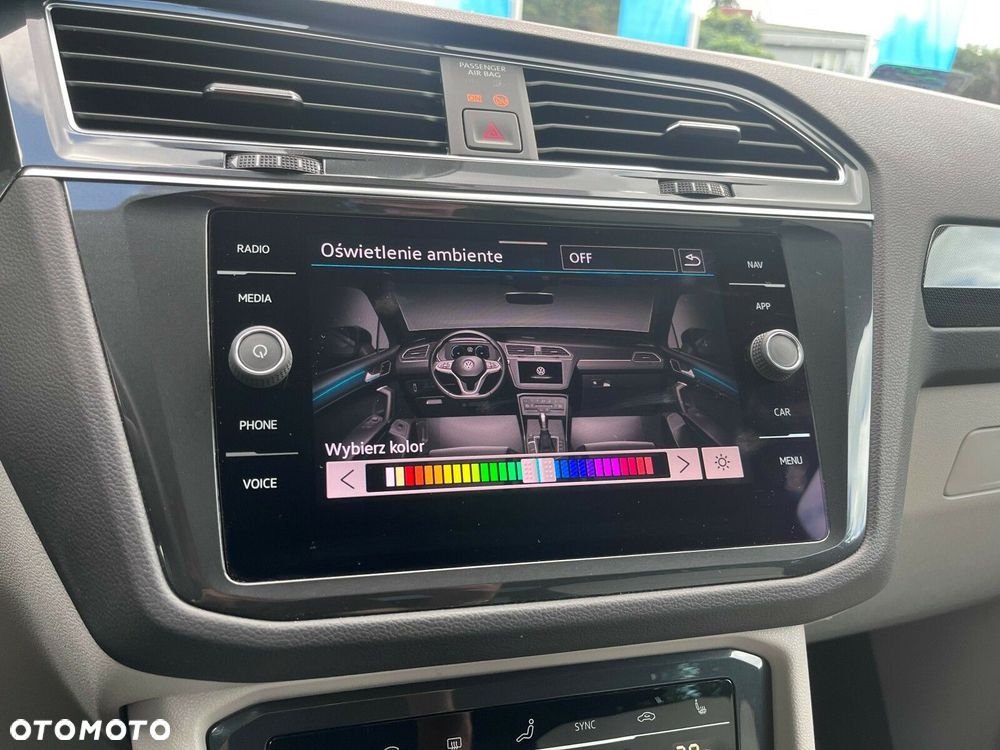 Volkswagen Tiguan 1.5 TSI EVO Elegance DSG - 26