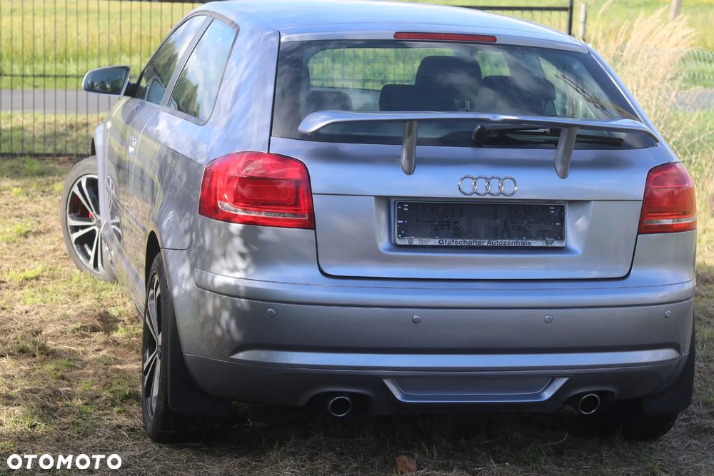 Audi A3 3-drzwiowe 2.0 TFSI (DSG) S tronic Ambition - 4