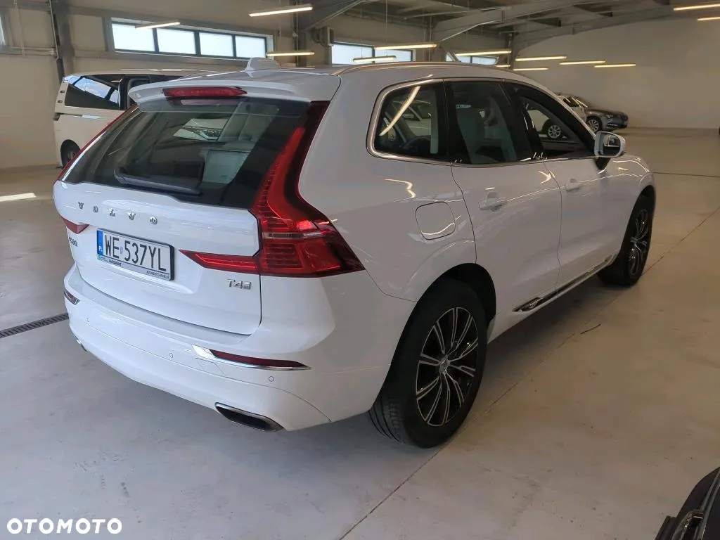 Volvo XC 60 T4 Inscription - 4