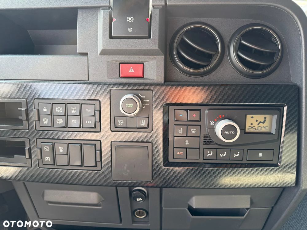 Renault T480 Standard, nowe opony, ACC, gwarancja, serwisowany - 11