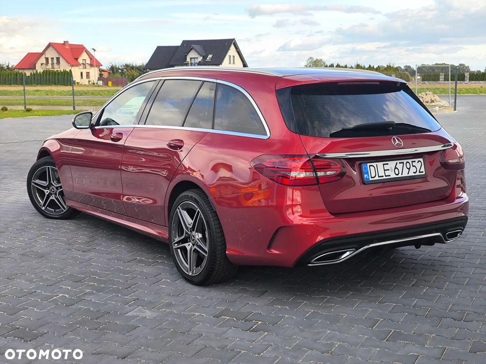Mercedes-Benz Klasa C 300 d 4Matic 9G-TRONIC AMG Line - 20
