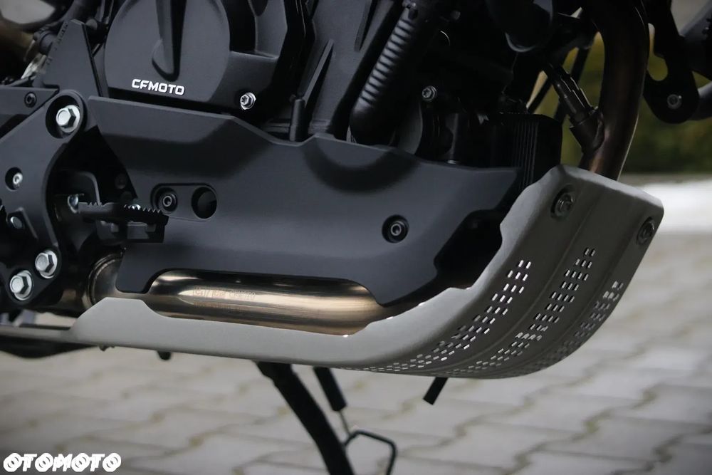 CFMoto MT - 20