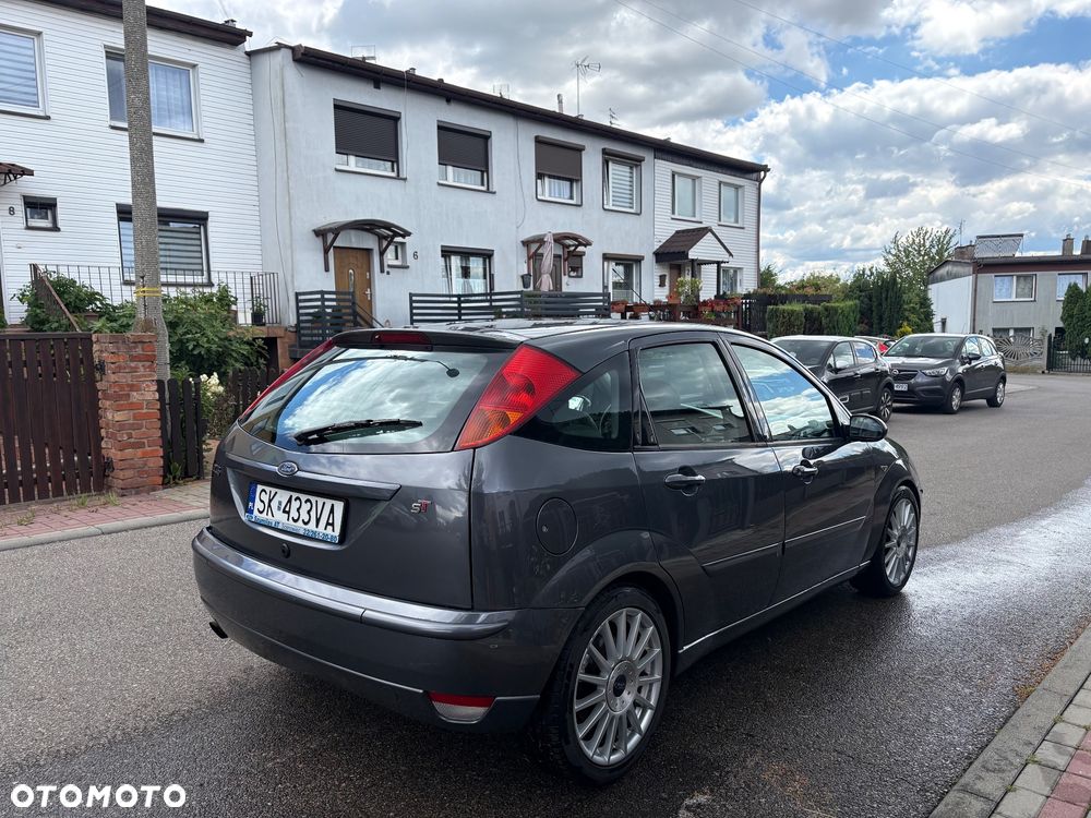 Ford Focus - 4