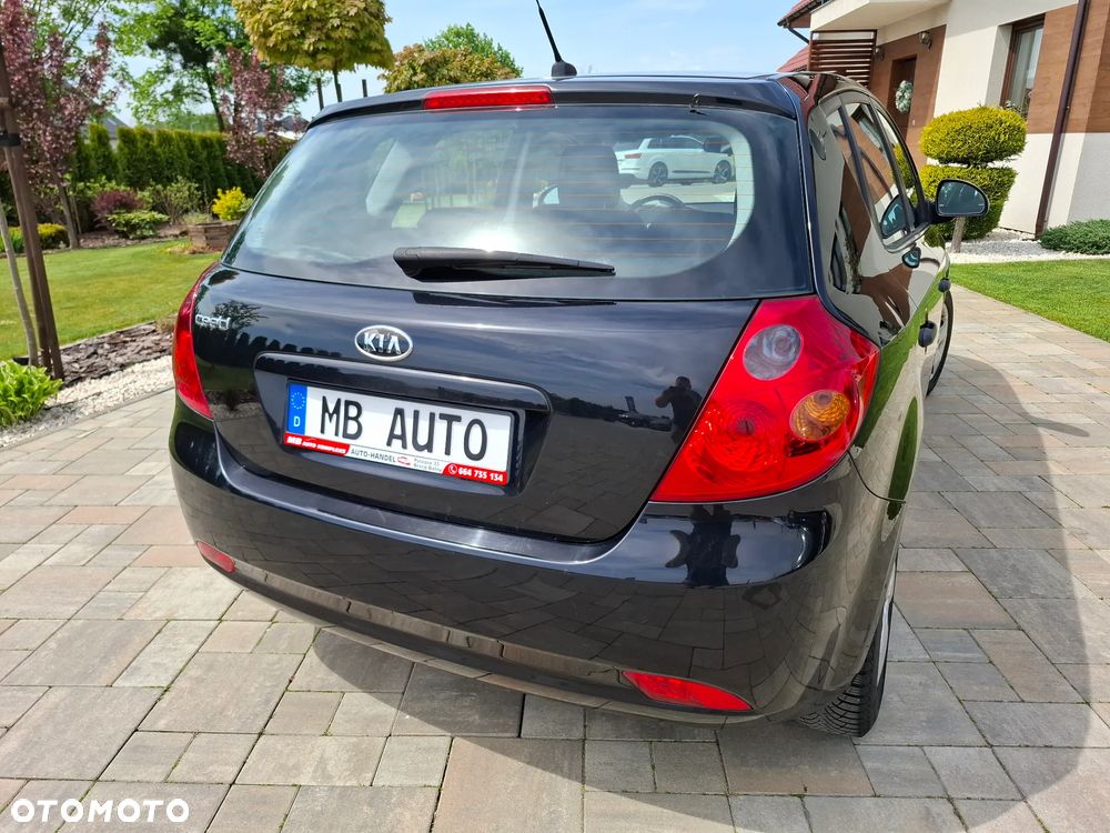 Kia Ceed 1.4 CVVT LX - 17