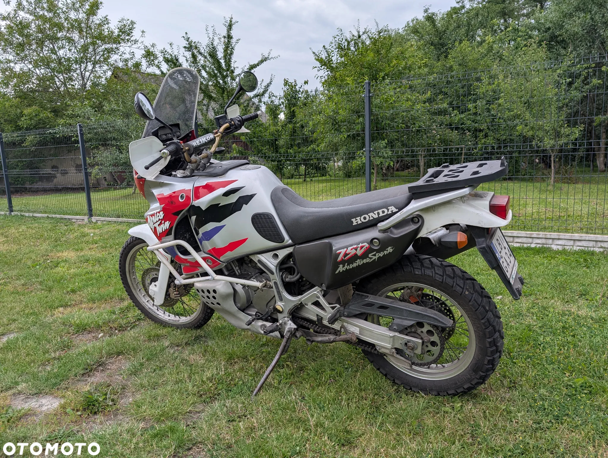 Honda XRV - 2