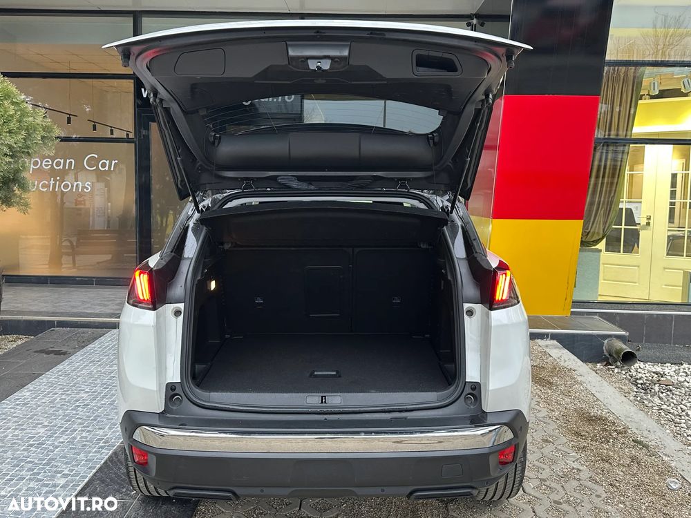 Peugeot 3008 1.2 PureTech 130 EAT8 Allure Pack - 37