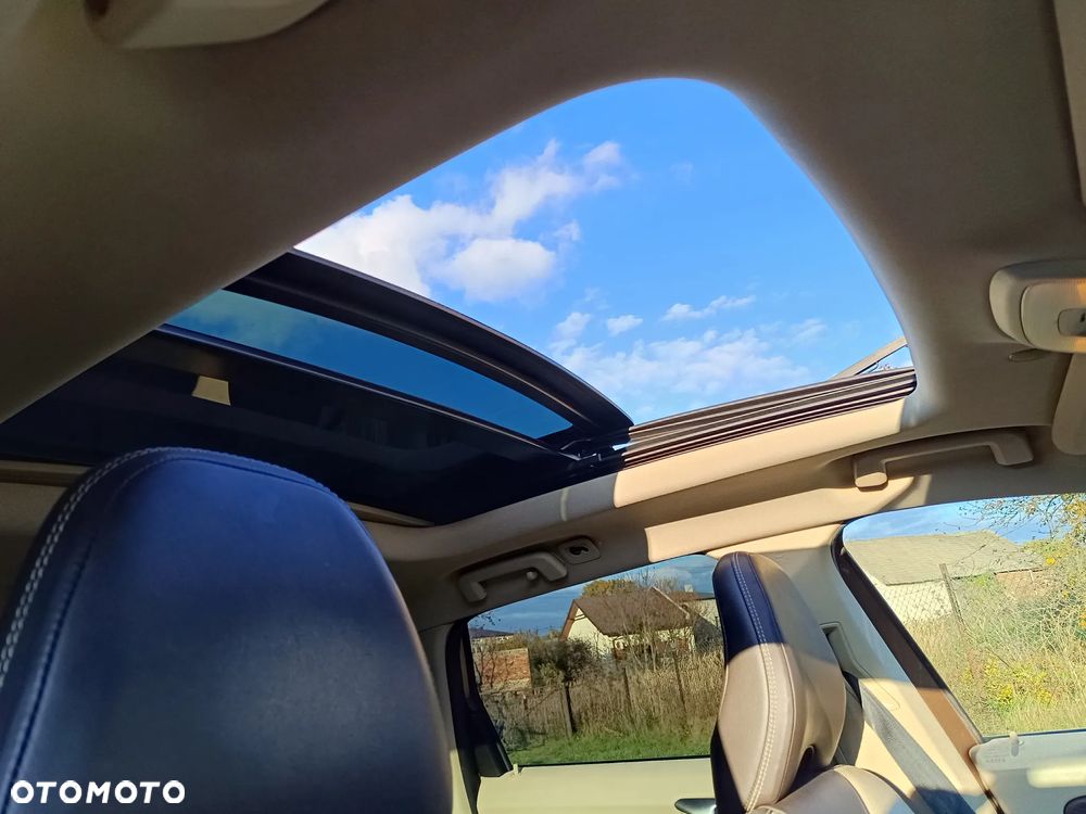 Volvo XC 60 D4 R-Design Momentum - 30