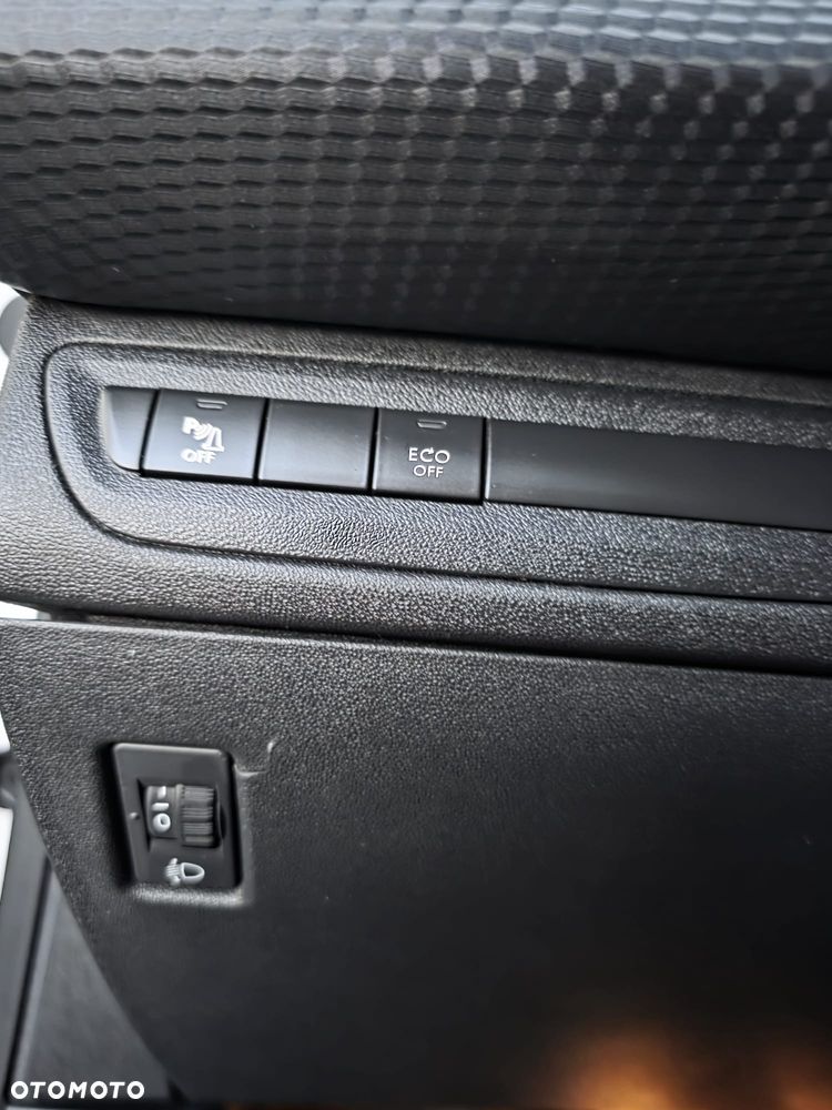 Peugeot 2008 PureTech 110 Stop&Start GT-Line Edition - 25