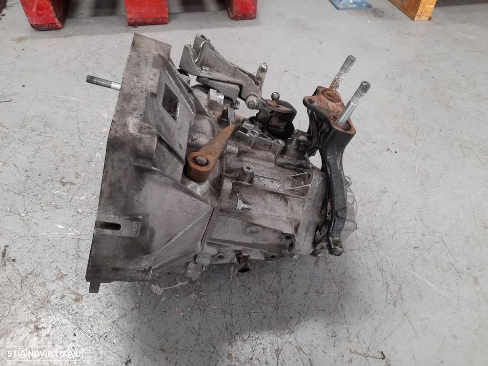 CAIXA VELOCIDADES FIAT LINEA 2007 - 1