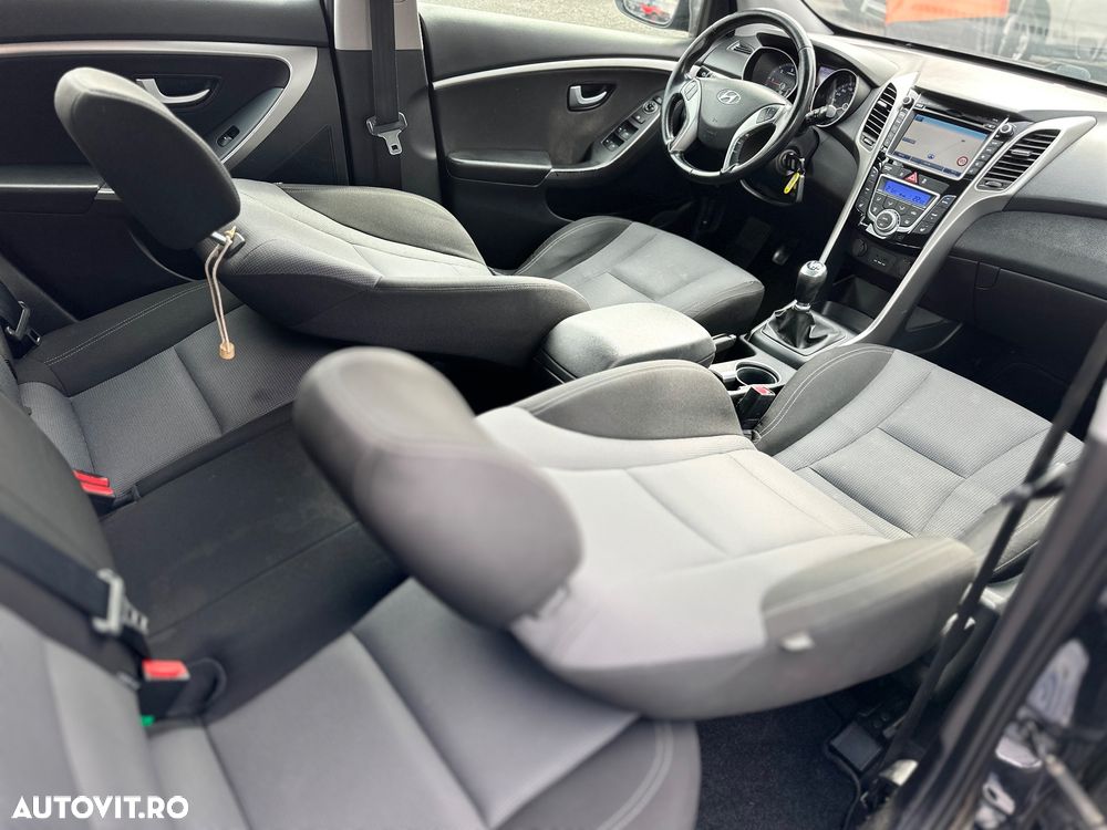 Hyundai i30 1.6 CRDI TPMS Highway Heat+ - 5