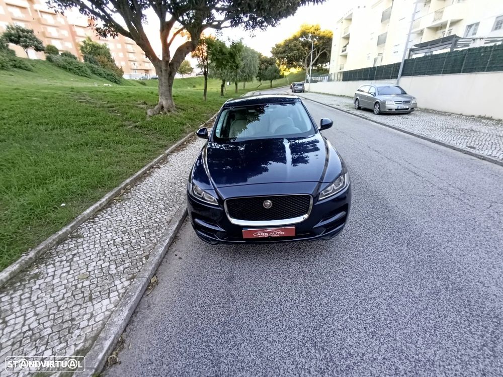 Jaguar F-Pace 2.0 i4D Prestige - 37