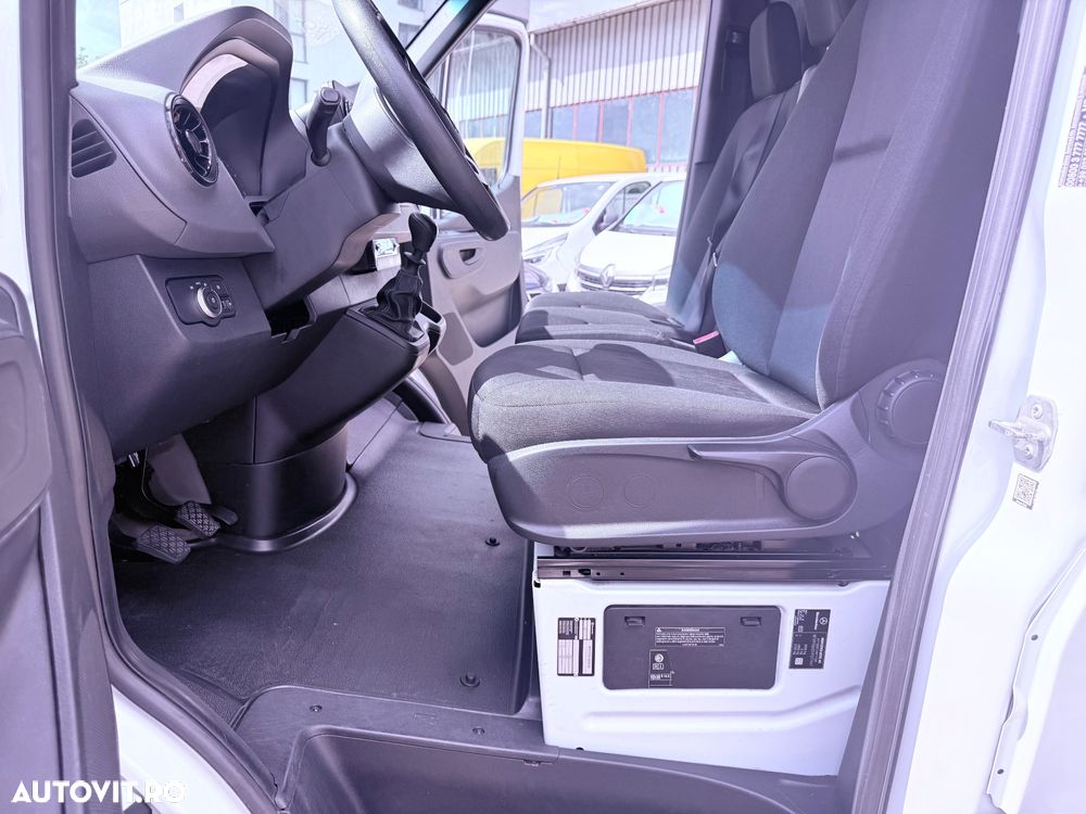 Mercedes-Benz Sprinter Sasiu Cabina Dubla RWD Compact - 24