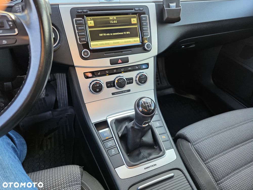 Volkswagen CC 2.0 TDI 4Motion BlueMotion Technology - 8