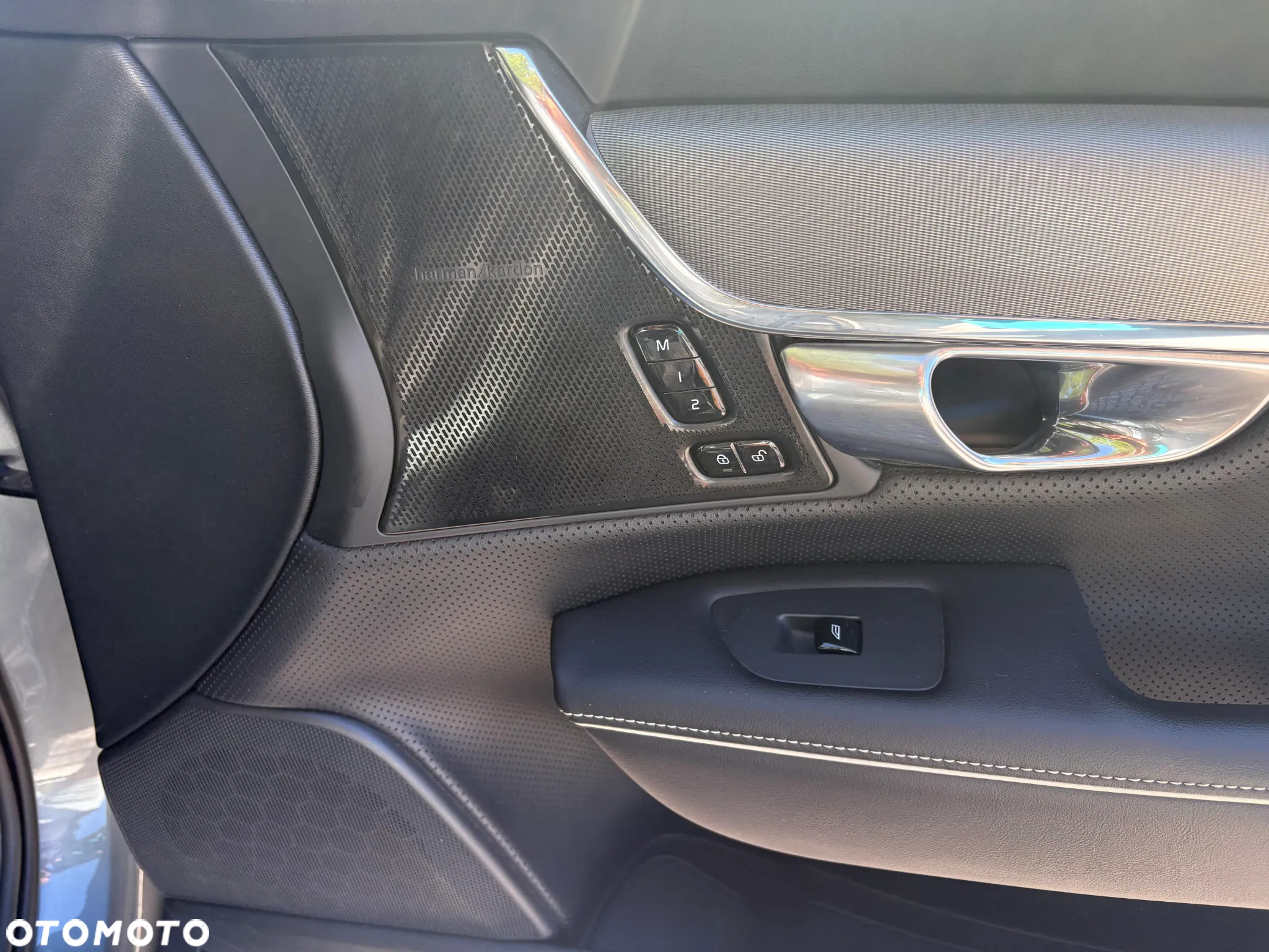 Volvo V90 D4 Geartronic R Design - 8